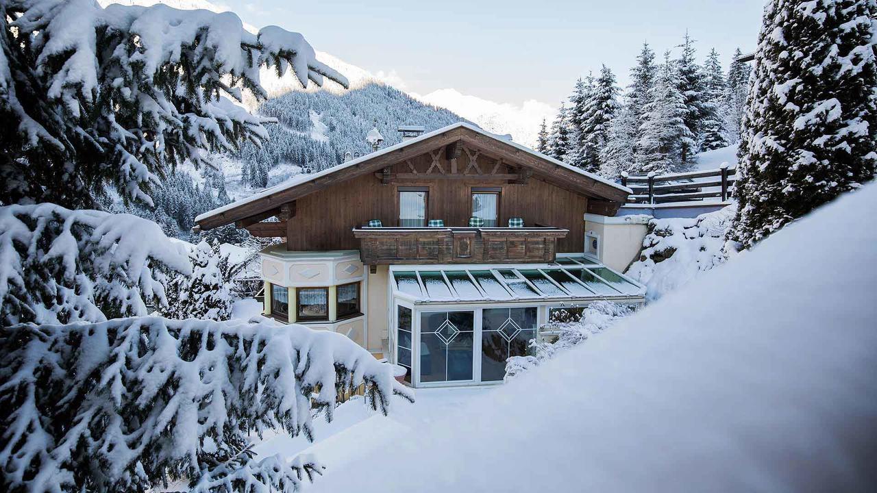 ノイシュティフト・イム・シュトゥーバイタールHaus Alpenchaletアパートメント エクステリア 写真